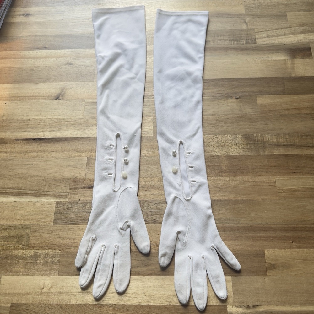 VTG 1960's WHITE Grandoe Opera-length Long Gloves W/ Pearl Buttons 100% Nylon